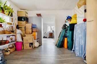 Prodej rodinný dům, 238m2, pozemek 395m2, Nížebohy - 17