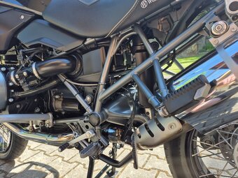 BMW R 1200 GS - TRIPLE BLACK - TOP STAV + VÝBAVA 189.900 KČ - 17