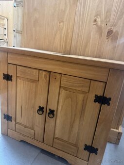 Různé druhy nábytku za bezkonkurenční cenu. - 17