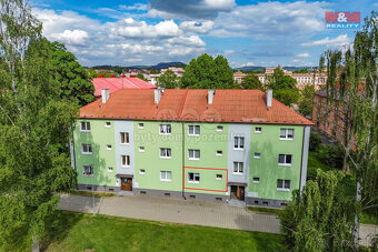 Prodej bytu 2+1, 55 m², Ostrov, ul. Šafaříkova - 17