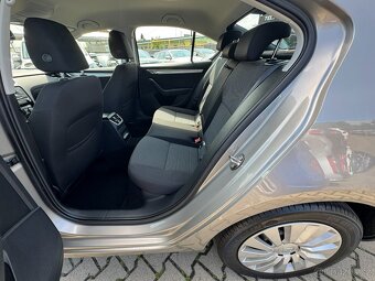 Škoda Octavia 1,4 TSI 103 KW KM 1. MAJ. - 17