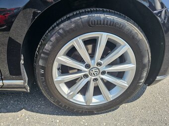 Passat B8 1,4 TSi 110KW Highline 2016 102tkm,KŮŽE, NAVI, TZ, - 17