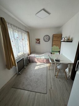 Prodám rodinný dům na krásném místě se zahradou vlastní vodo - 17