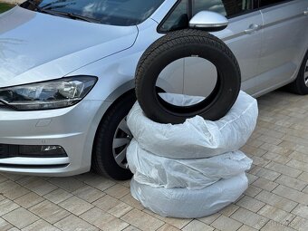 Volkswagen Touran 2.0tdi,rok výroby 2021, SVK Pôvod - 17