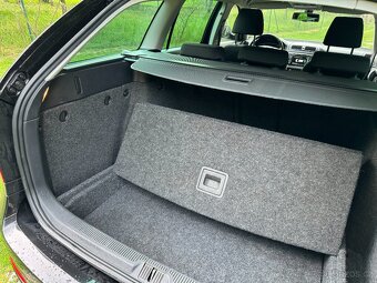 Škoda Octavia 2012 1.6 TDI  Bluetooth Senzory Výhřev Rozvody - 17