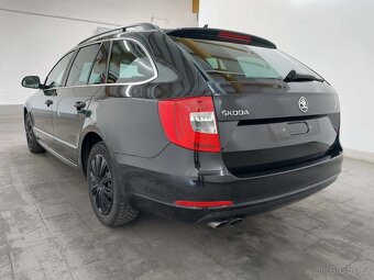 Škoda Superb FL 2.0 Tdi DSG 103 KW r. 3/2014 208tkm BIXENONY - 17