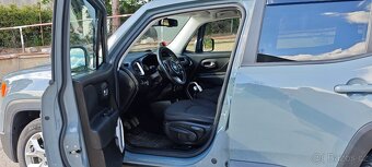 Jeep Renegade, Vynikající stav.TOP Výbava.Benzin. - 17