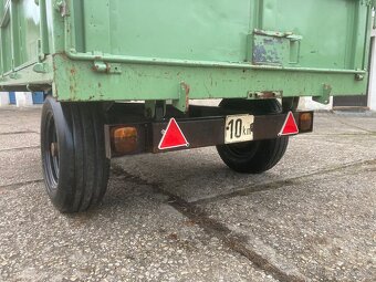 Přívěs za traktor sklopný - 17