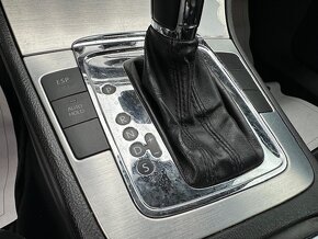 Volkswagen Passat 2.0 TDI NAVI AUTOMAT DSG ČR SPZ - 17