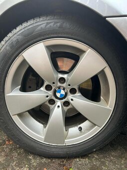 BMW 525 D e61 LCI rok 2009 - 17