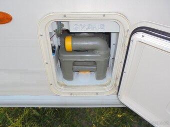 Obytný přívěs Caravelair Odysea 395,rok2001 - 17
