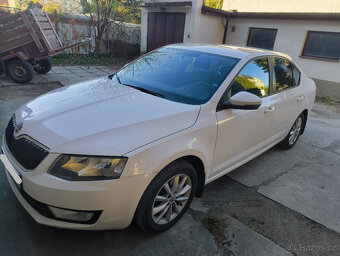 Škoda Octavia 1.4 tsi Gtec pravidelné servisy a Výborný stav - 17