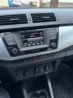 Škoda Fabia 1,4 tdi, auta na splátky bez registru - 17