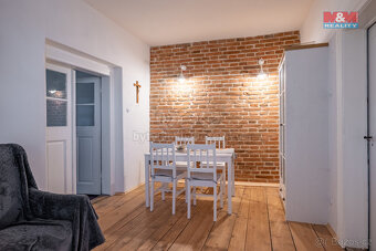Prodej rodinného domu, 378 m², Švihov, ul. Komenského - 17