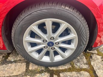 Ford Focus kombi 8/2015 92 kw benzin Nové rozvody - 17