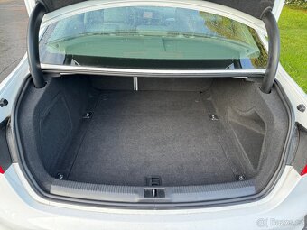 Audi A4 2,0 TDI / 110kW S-Line - 17
