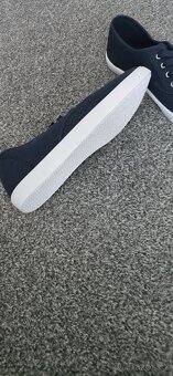 Prodám více párů bot NOVÉ - 17