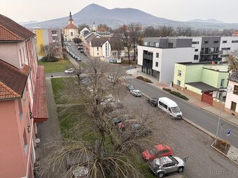 Pronájem prostorného bytu 3+1 Lovosice, ulice Terezínská - 17