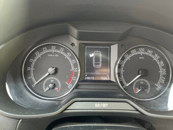 Škoda Octavia III 1,6 tdi - 17