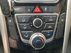 Hyundai i30 combi GD 1.4i + LPG 73kW Klima ČR - 17