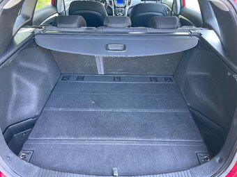 Hyundai i30 combi 1,4 nové v ČR, servis. knížka - 17