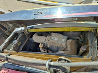 CATERPILLAR 428D 4X4 - 17