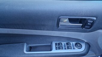 Ford Focus Combi  2.0i  107Kw - 17
