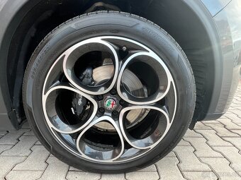 Alfa Romeo Stelvio 2.2 DIESEL 154kW Q4 Lusso - 17