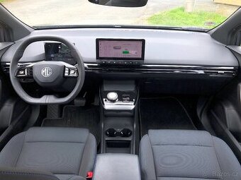 Prodám MG4 Electric r.v 12/2022 125 KW baterie 54 KWh DPH - 17