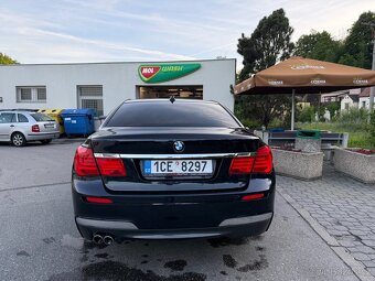 BMW 730 D model F01 M-Paket - 17