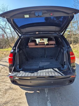 BMW X5 3,5sd X-DRIVE 210kW 7MÍST TAŽNÉ R19 - 17