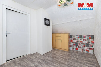 Prodej rodinného domu, 250 m², Ostřešany, ul. Ročkova - 17