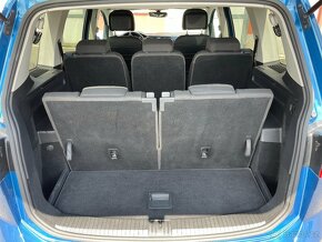 Volkswagen Touran 1.6 TDI 85kW Highline 7 Míst  Navi - 17