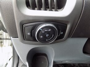 Ford Transit Custom 2.2 TDCI L1H1 KLIMA 9 MÍST - 17