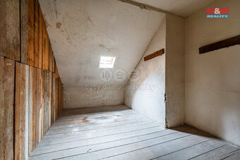 Prodej bytu 2+1, 82 m², Mariánské Lázně, ul. Třebízského - 17