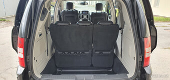 Chrysler Grand Voyager RT 2.8 CRD 120kW - automat - 17