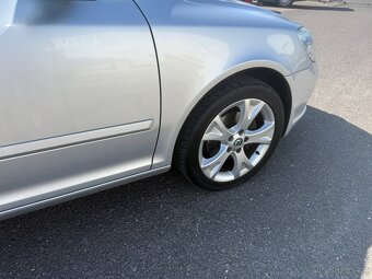 Škoda Octavia 2 kombi 2.0 TDI 103 KW - 17