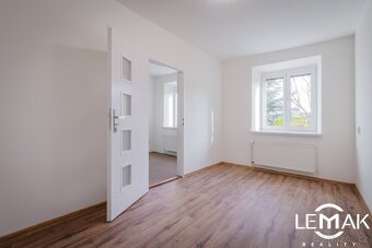 Prodej rodinné domy, 246 m2 - Dolany, ev.č. 00165 - 17
