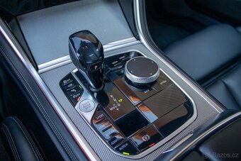 BMW Rad 8 Coupé 840d xDrive Exclusive - 17