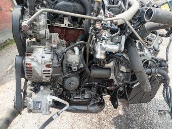 PEUGEOT 4007, CITROEN C-CROSSER MOTOR 2,2HDI 115KW 4HN - 17