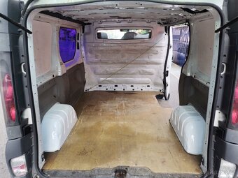 Opel Vivaro 1.9CDTi 74kw 3 místa Van L1 - 17