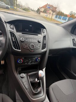 Ford Focus ST-Line Red&Black Edition - 17