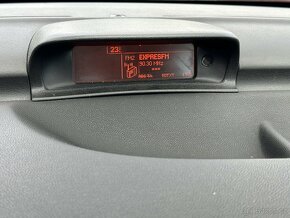 Peugeot 307 2.0 benzín 92.000 km - 17