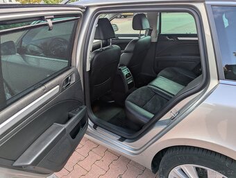 Škoda Superb 2 II combi FL elegance 2,0 TDI 125 kW DSG 2013 - 17