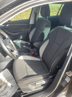 Havarovaní Škoda Scala Style 1.5 TSI 110 kW - 17