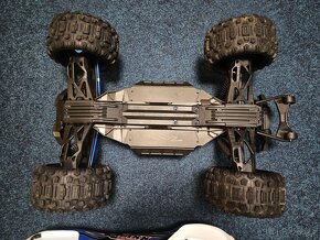 Traxxas Xmaxx Ultimate 8s - 17