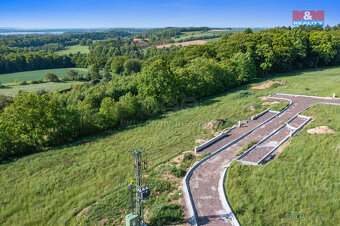 Prodej pozemku k bydlení, 1547 m², Žernov, ul. Žernov - 17