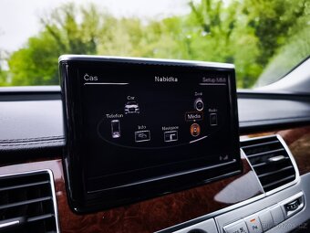 Audi A8 3.0 TDI 184kw 4x4 quattro diesel 6/2013 čierna met - 17