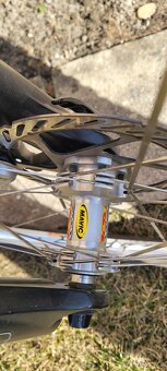 Horské kolo Hussar, kola 26", osazeno Shimano XT - 17