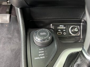 Jeep Cherokee 2,2 MultiJet 147 KW 4x4 NIGHT EAGLE - 17
